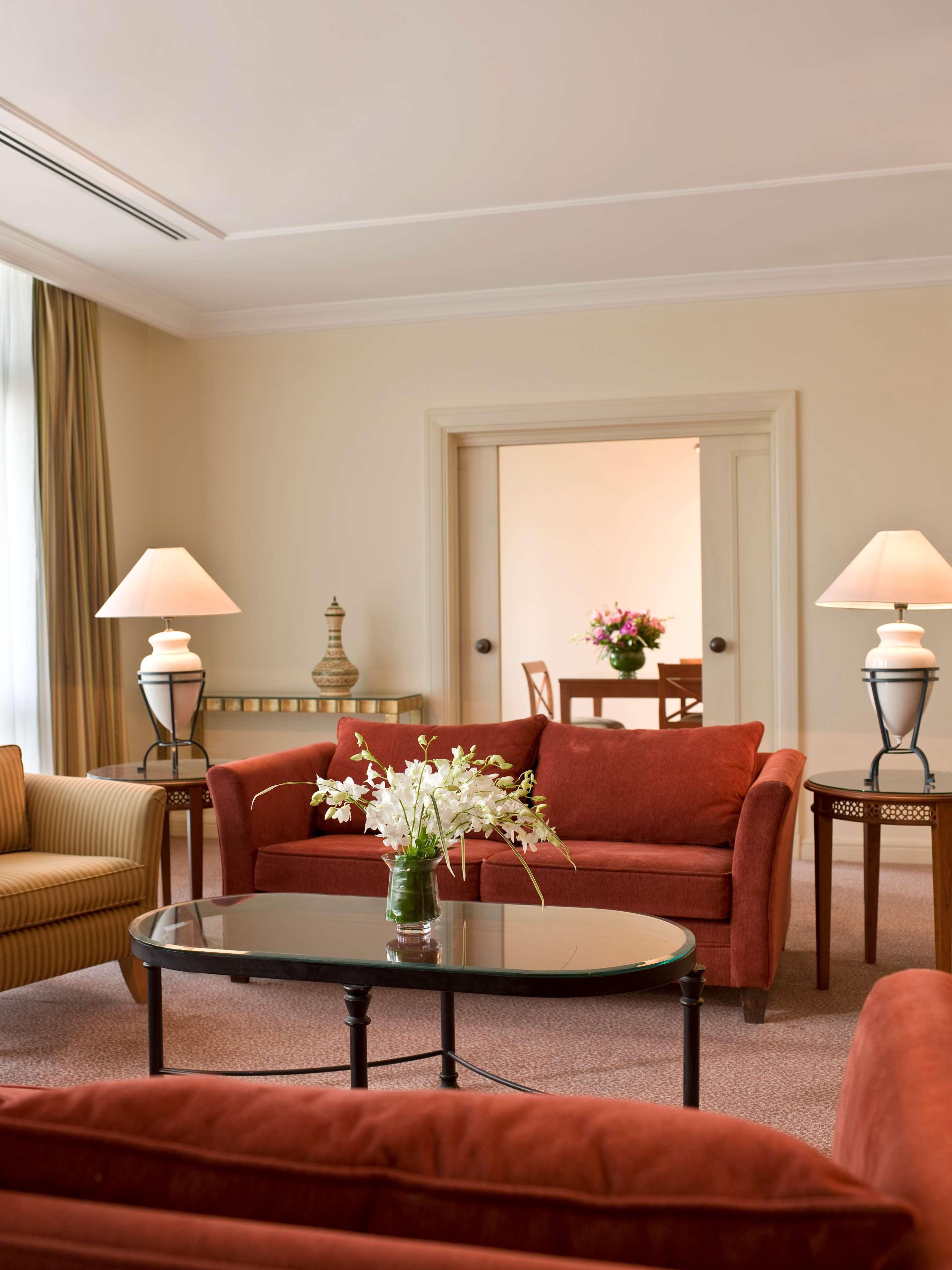 Grand Hyatt Amman Hotel Luaran gambar A suite at the hotel