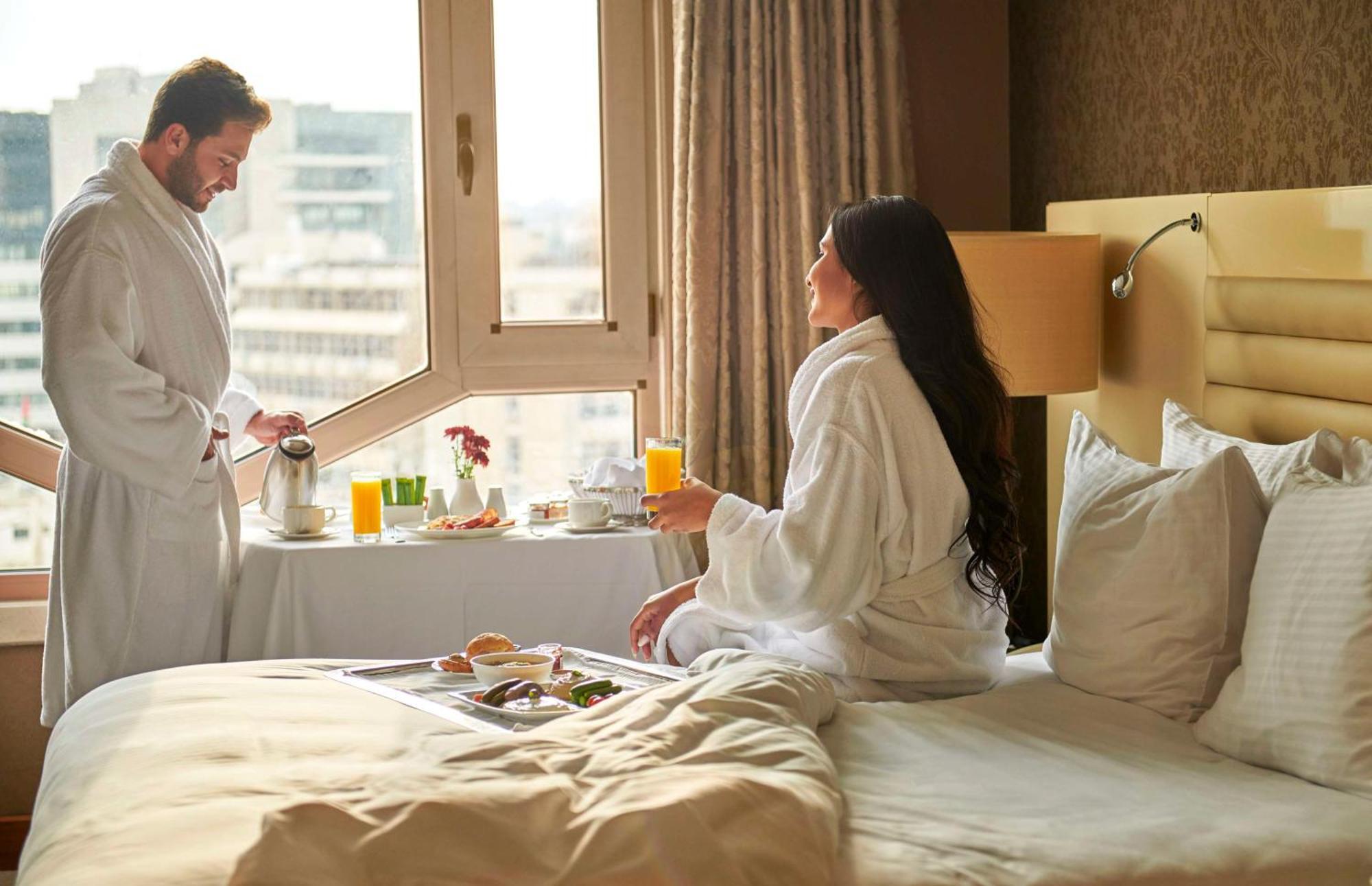 Grand Hyatt Amman Hotel Luaran gambar Room service